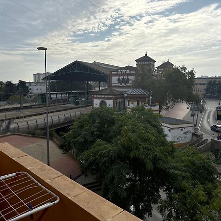 Piso De 3 Dormitorios Con Garaje Jerez de la Frontera Esterno foto