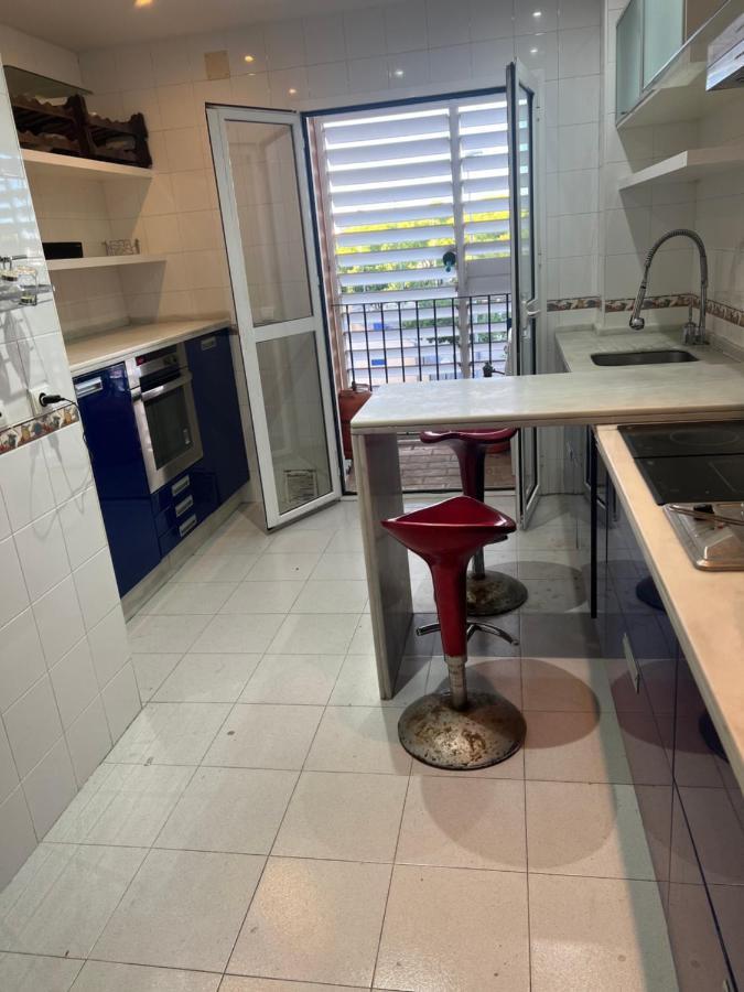 Piso De 3 Dormitorios Con Garaje Jerez de la Frontera Esterno foto